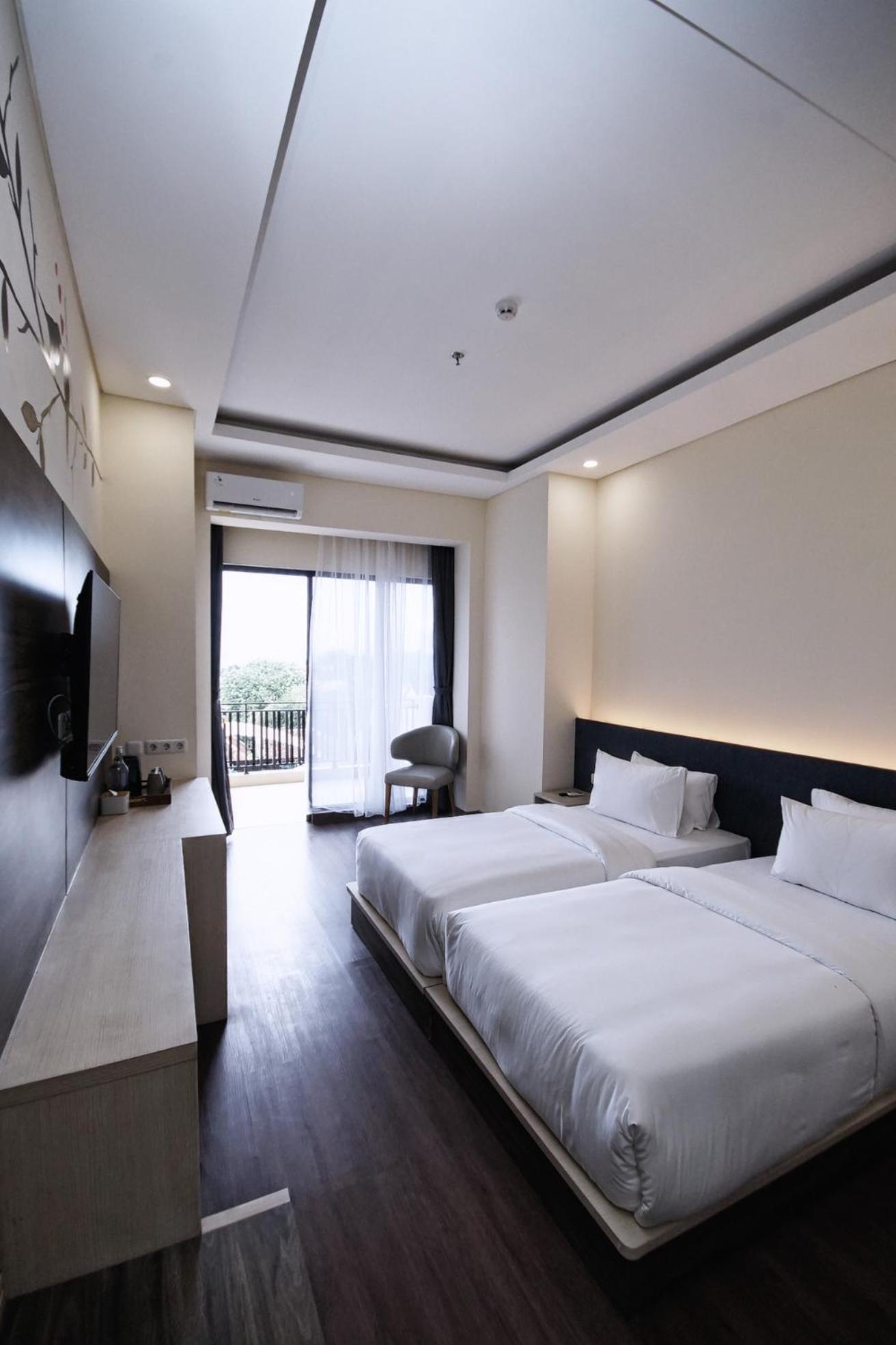 סוקאבומי Grand Permata Hijau Hotel מראה חיצוני תמונה