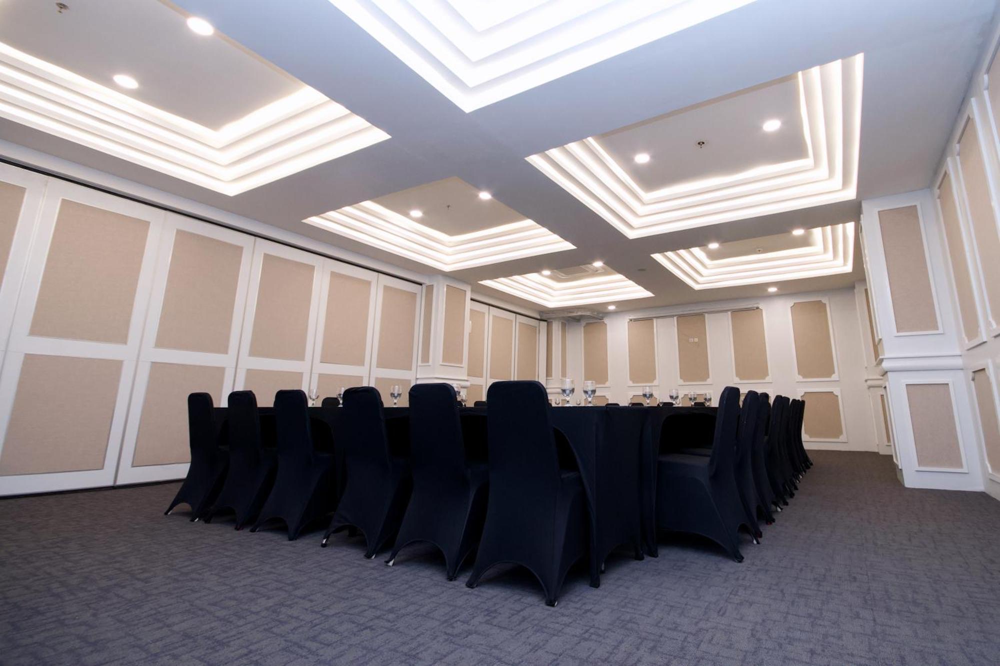 סוקאבומי Grand Permata Hijau Hotel מראה חיצוני תמונה