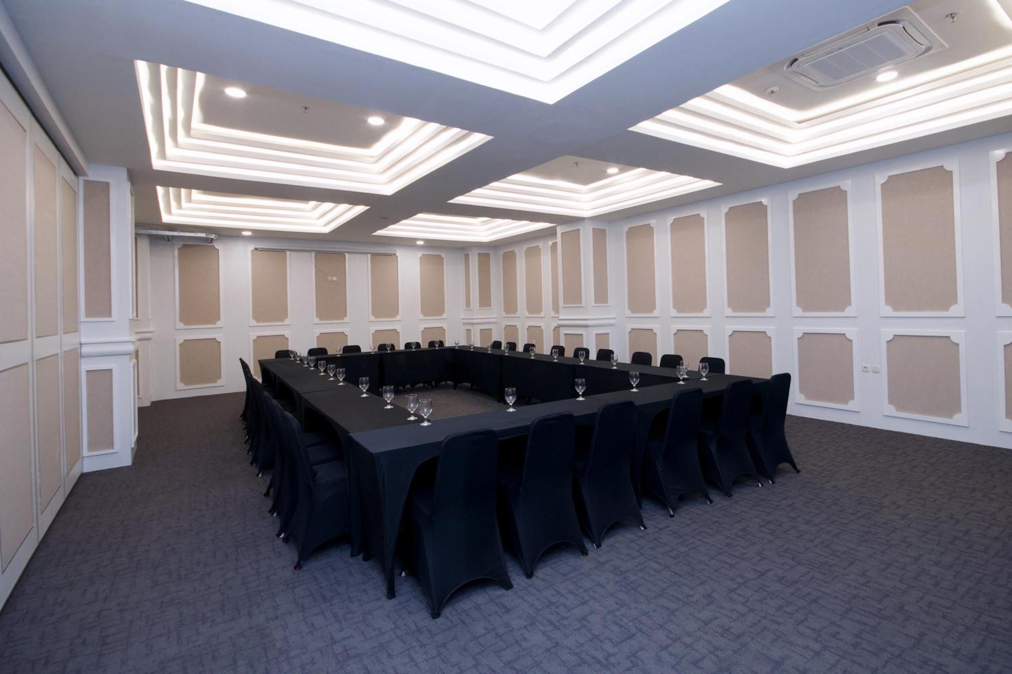סוקאבומי Grand Permata Hijau Hotel מראה חיצוני תמונה