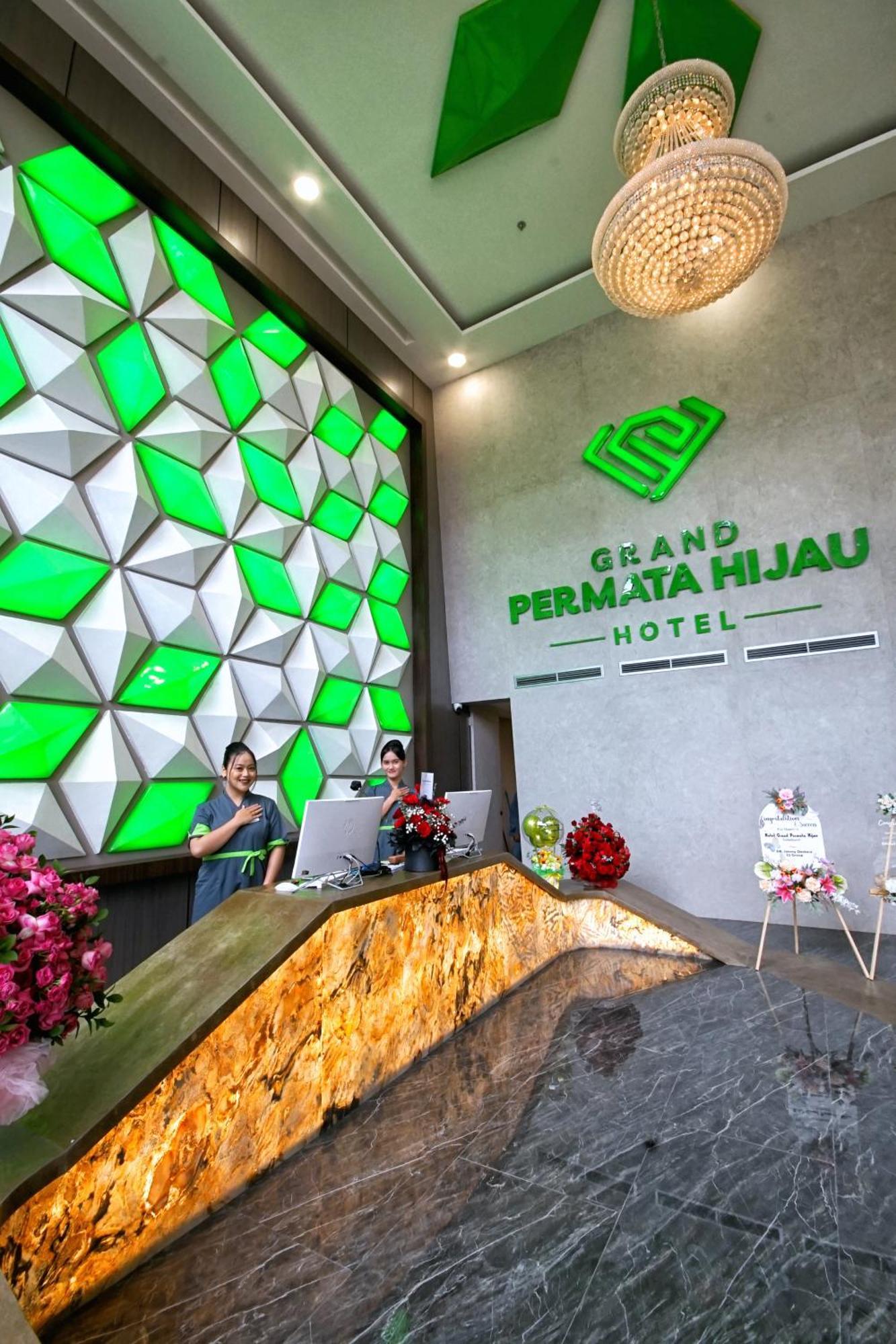סוקאבומי Grand Permata Hijau Hotel מראה חיצוני תמונה