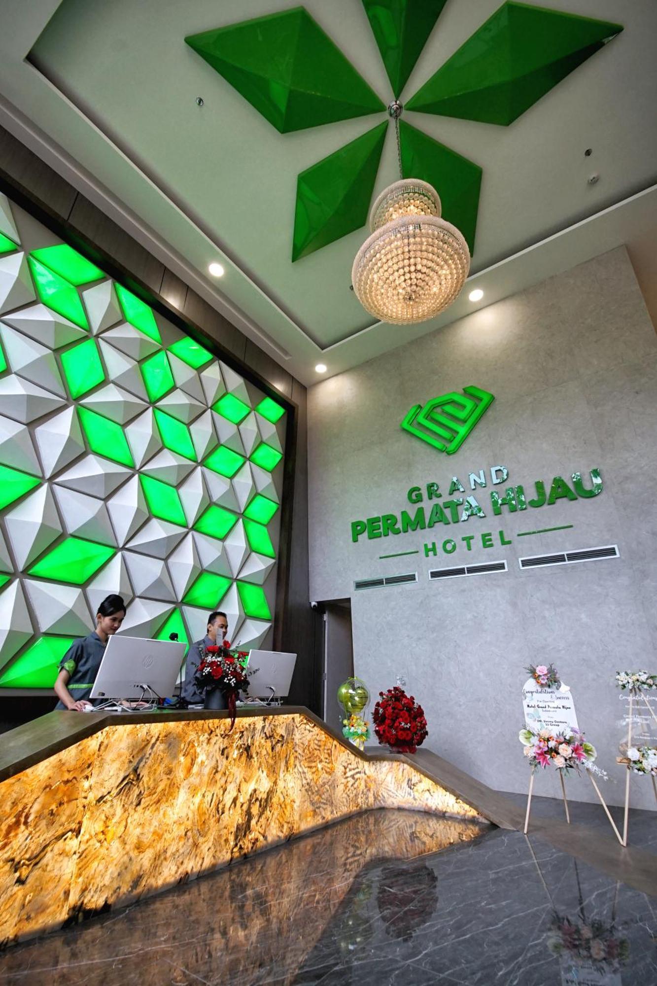 סוקאבומי Grand Permata Hijau Hotel מראה חיצוני תמונה