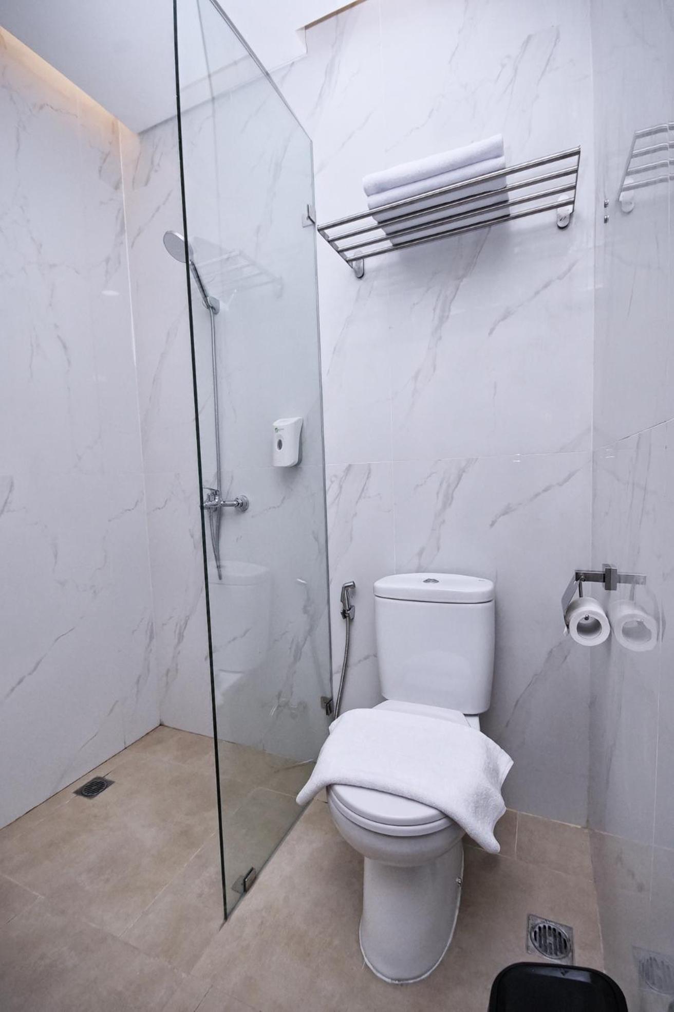 סוקאבומי Grand Permata Hijau Hotel מראה חיצוני תמונה