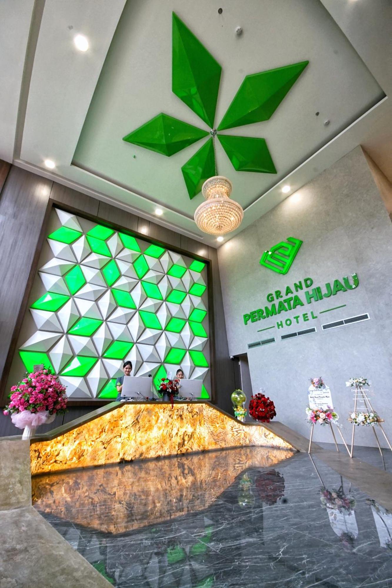 סוקאבומי Grand Permata Hijau Hotel מראה חיצוני תמונה